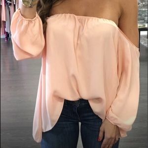 NWOT - Off the shoulder shirt